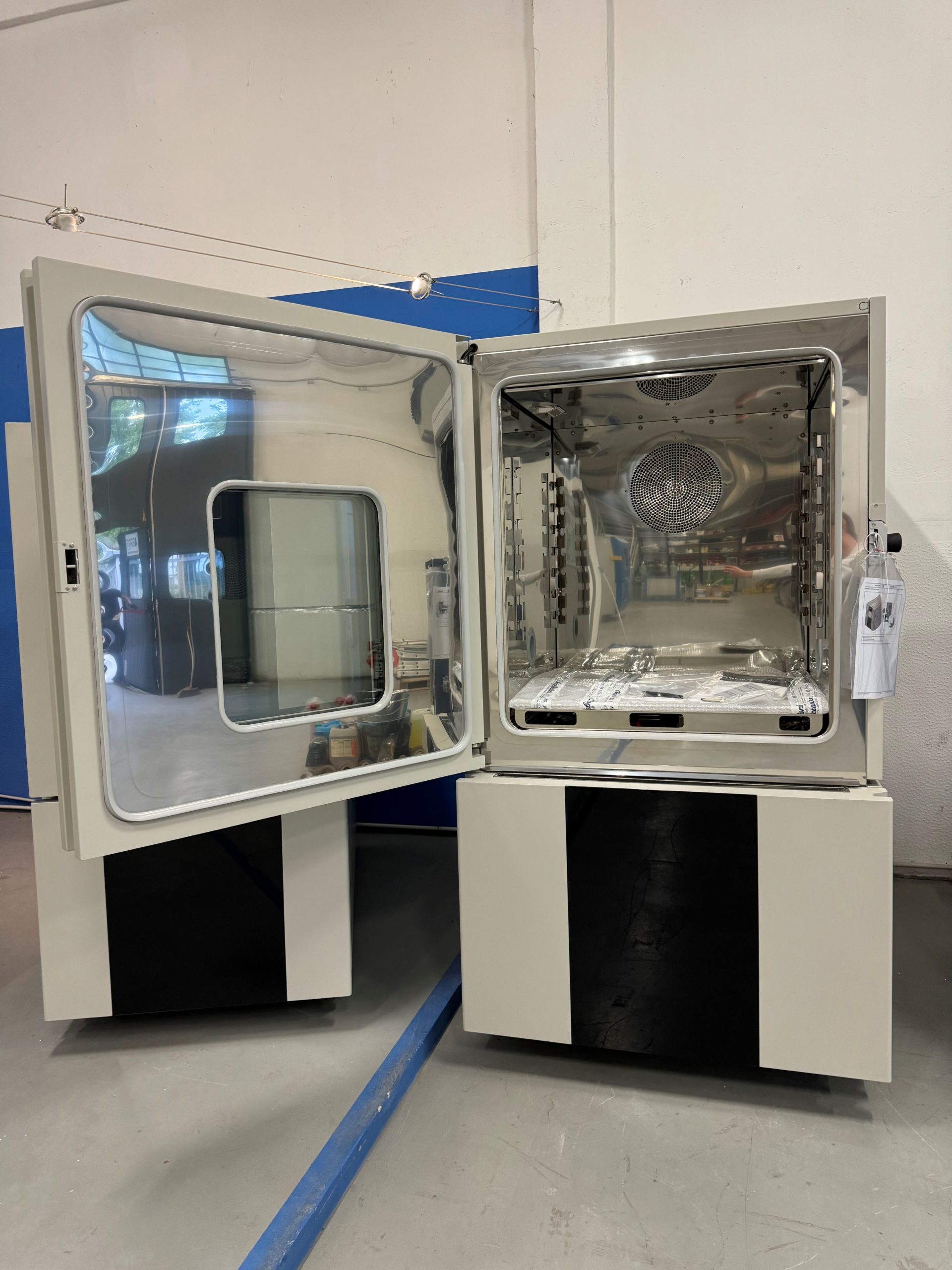 Camera Climatica DM600C